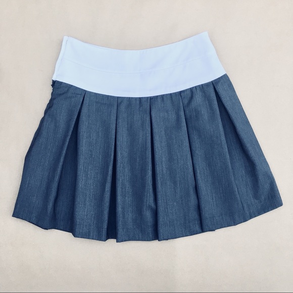 JOA ❉ Pleated Tennis Mini Skirt in Grey XXS - Picture 5 of 7